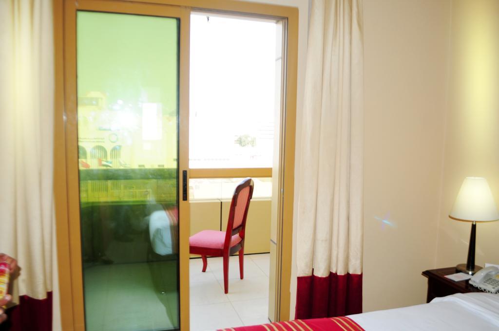 Fortune Deira Hotel Dubai Zimmer foto